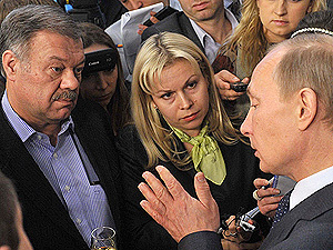 Владимир Путин отвечает на вопрос нашего корреспондента Александра Гамова