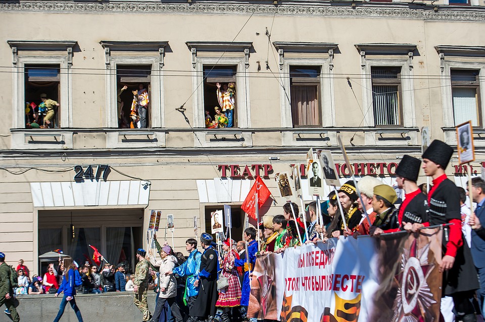 9 мая праздник в санкт петербурге. День Победы Санкт Петербург. Праздник 9 мая в Санкт Петербурге. Как отмечают 9 мая в Санкт-Петербурге. Как отмечается 9 мае в Санкт Петербурге.